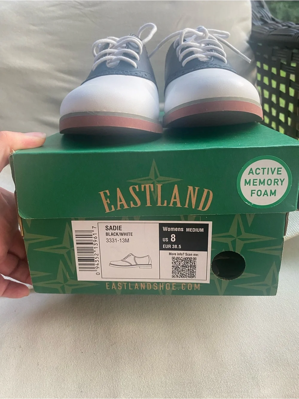 Eastland classic two